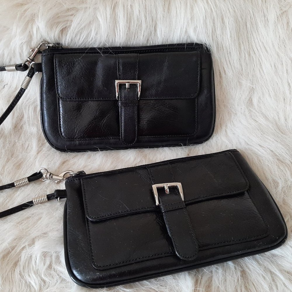 NWT Mundi black genuine leather wristlet 7.5" x 4" x 1"